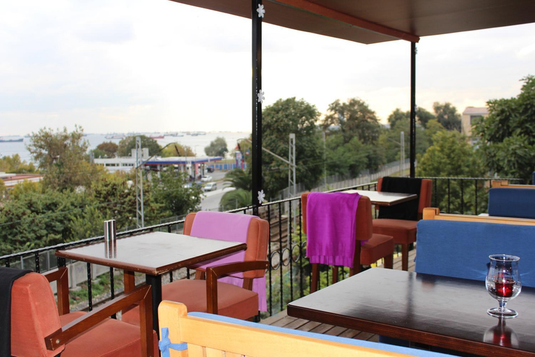 Food & Drinks 4, Lighthouse, Fatih