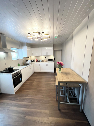 Others 5, OYO Welsh Holiday Accommodation - Modern Stay, Pembrokeshire