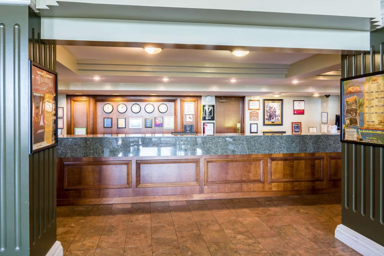 Public Area 2, Clarion Inn, Washington
