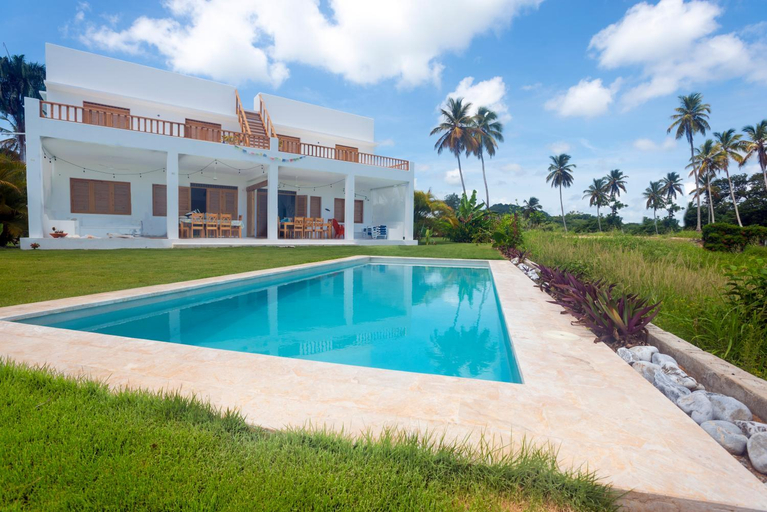 Exterior view 2, Villa Cuatro Peces, Santa Bárbara de Samaná