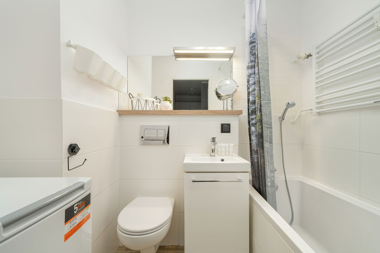 Bathroom, Poznan Apartment With 2 Desks by Renters, Poznań City