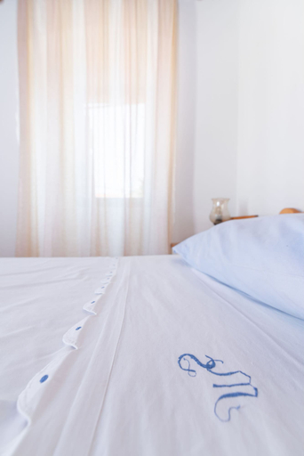 Bedroom 3, Close To The Sea, 1-bedroom Apartment Sonia, Kali
