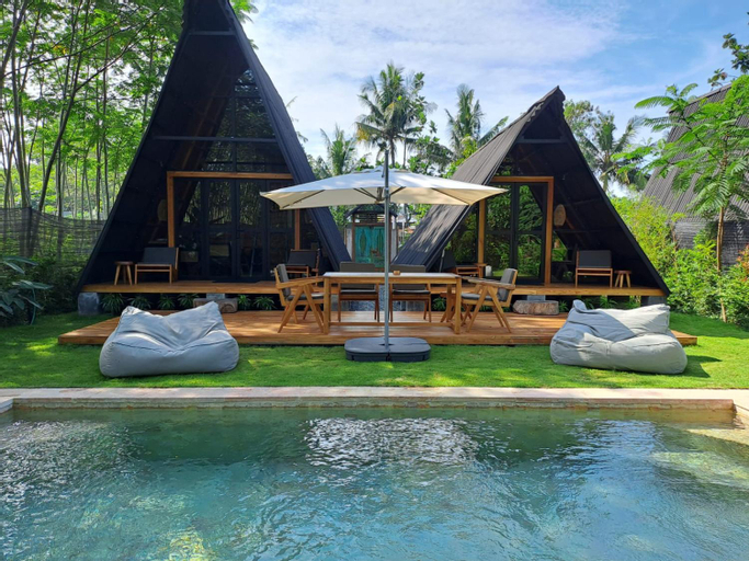 Swimming Pool 8