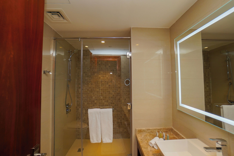 Bathroom 4, The Grand Lux Hotel, Doha