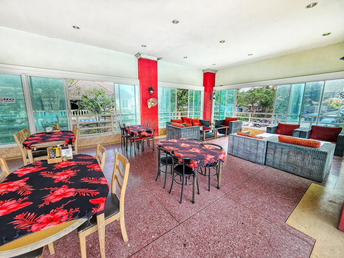 Food & Drinks 5, View Talay 5 - Beachfront Ocean View - High Floor & Huge Pool, Pattaya