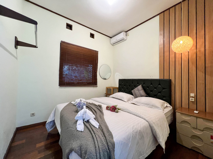 Bedroom 12