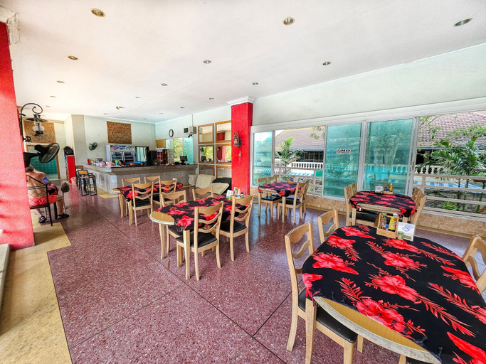 Food & Drinks 4, View Talay 5 - Beachfront Ocean View - High Floor & Huge Pool, Pattaya