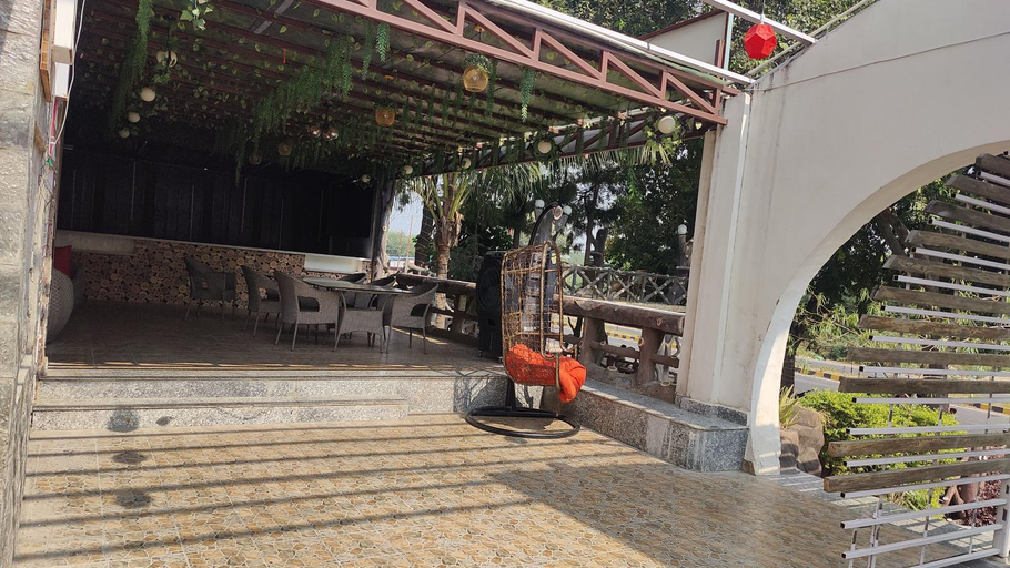 Restaurant, Richhariya Nature's Retreat Homes, Jhansi