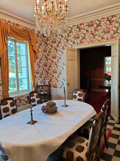Bedroom 2, Chateau Le Baudou, Gironde