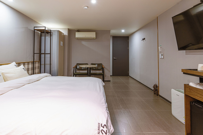 Bedroom 3, No.25 Hotel - Myeongji Ocean City, Gangseo