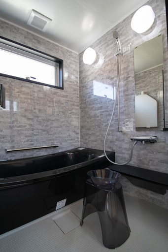 Bathroom 4, Okinawa Green Lodge, Ginowan