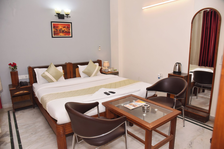Bedroom 4, HOTEL GRACIOUS, Gurgaon