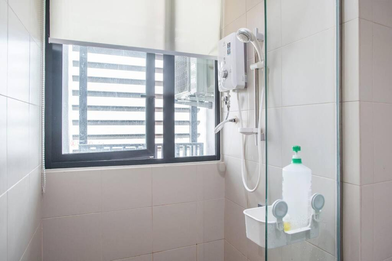 Bathroom 3, iCity 1Bedroom Apt | Free Parking | Wi-Fi, Shah Alam