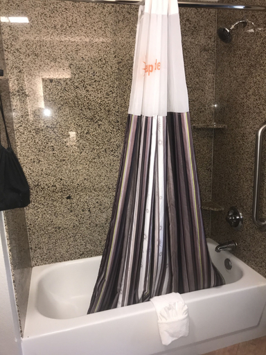Bathroom 4, La Quinta Inn & Suites by Wyndham Abilene Mall, Taylor