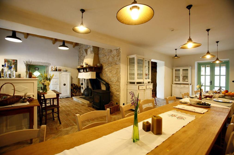 Food & Drinks 4, Hotel Balatura, Vinodolska