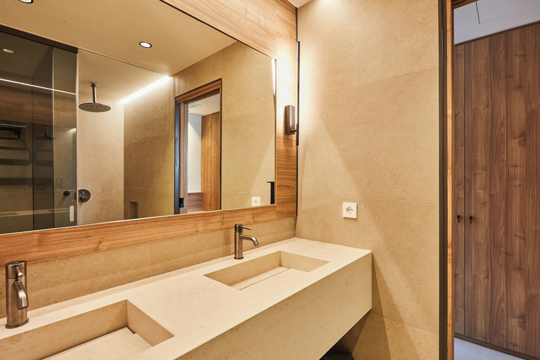 Bathroom 5, Silken Platja d'Aro, Girona