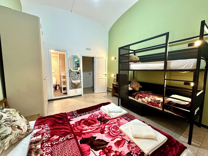 Bedroom 5, B&B Termini Colosseo Suite, Rome