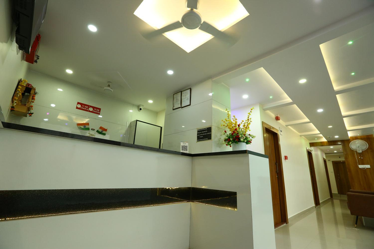 HOTEL GOLDEN CITY, Surat