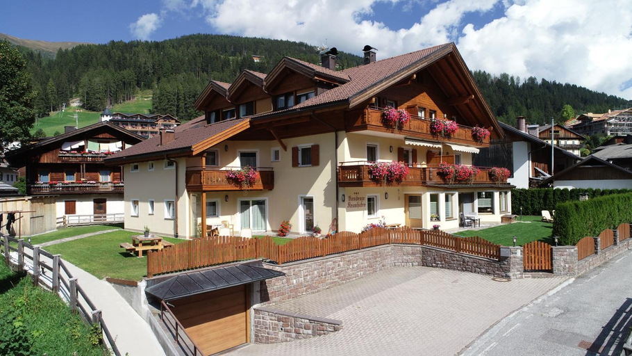 Others 3, Residence Kramhuter, Bolzano