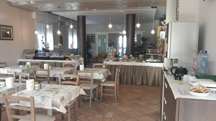 Food & Drinks 4, Hotel Cinzia, Ferrara