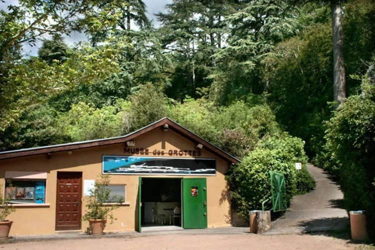 Exterior & Views 2, LE PERTHUIS, Saône-et-Loire
