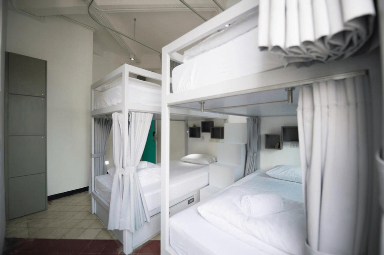 Bedroom 15