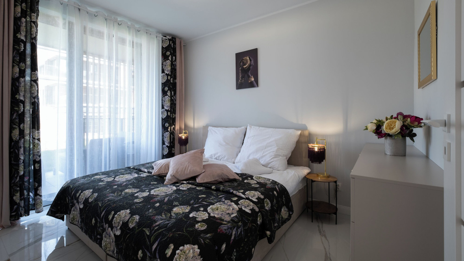 Bedroom 2, Apartamenty Sun & Snow Żeglarska, Żywiec