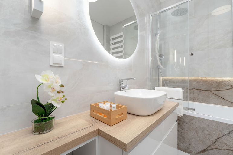 Bathroom 4, Bright Apartment With Balcony by Renters, Rzeszów City
