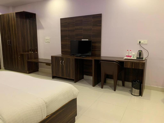 Bedroom 6