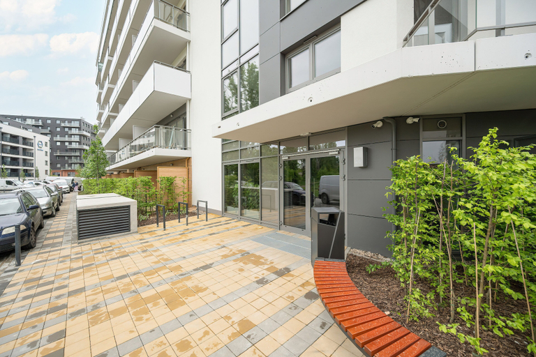 Exterior & Views 2, Stylish Apartment in Wroclaw by Renters, Środa Śląska