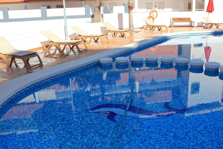 Sport & Beauty 2, La Familia Gallo Rojo, Alicante