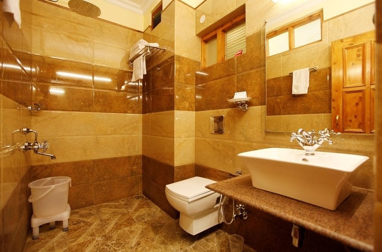 Bathroom 4, Bridge View Regency, Shimla