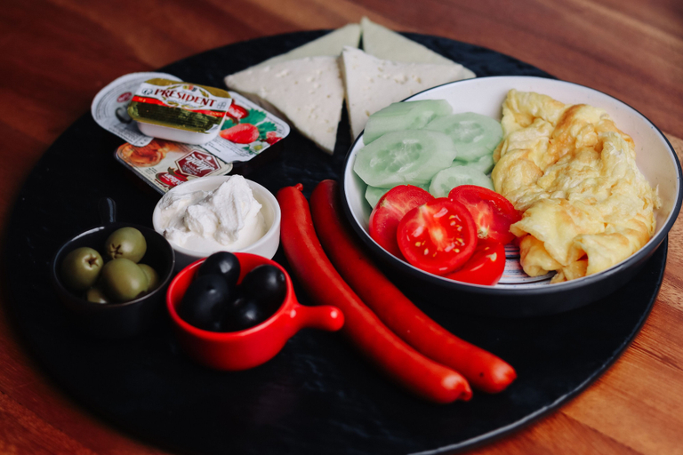 Food & Drinks 5, MamuApartment, Batumi