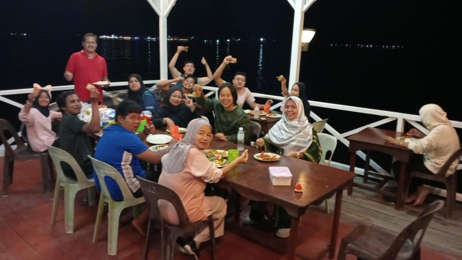 Food & Drinks, ADIL WATERHOUSE RESORT, Semporna
