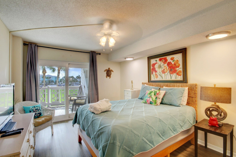 Bedroom 3, 224 El Matador 1 Bedroom Condo by RedAwning, Okaloosa