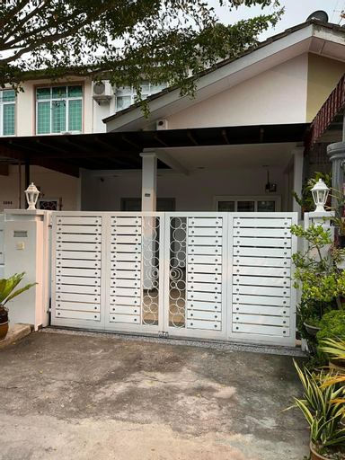 Exterior 16