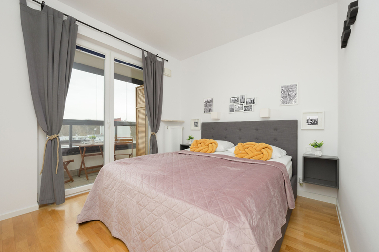 Bedroom 3, Apartment With Parking by Renters, Warsaw