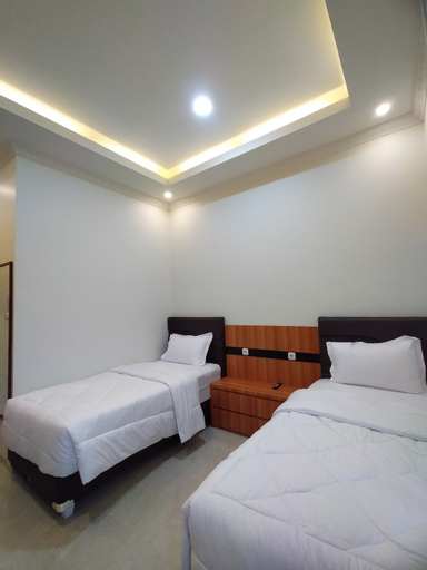 Bedroom 24