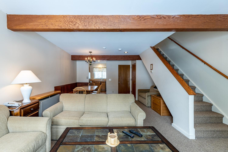 Others 4, Smugglers' Notch Resort Private Suites, Lamoille