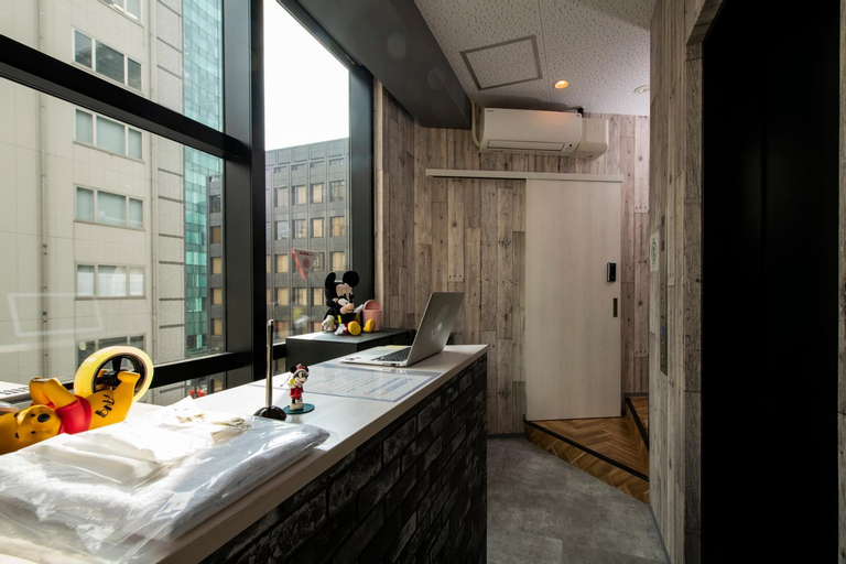 Bathroom 10