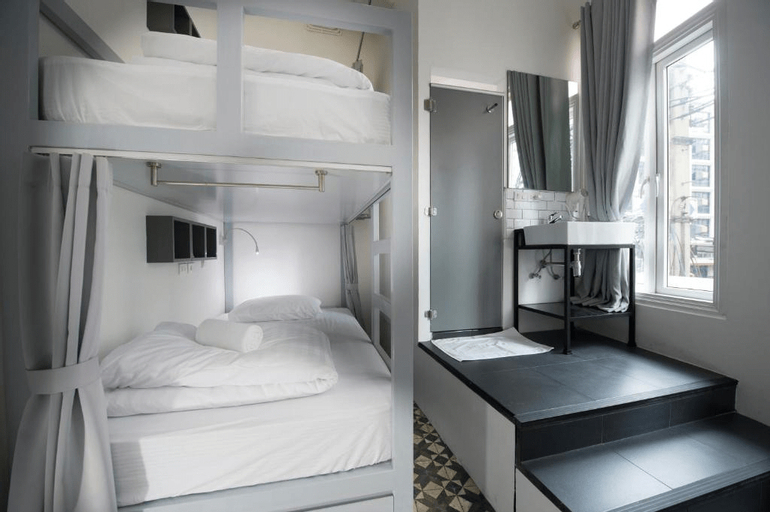Bedroom 14