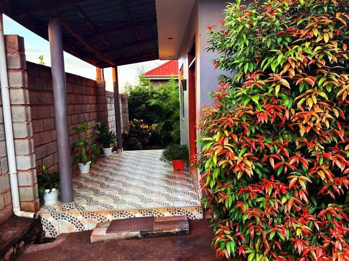 Others, Bliss-plus Motel, Jinja