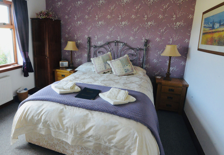 Bedroom 3, Home Farm, Highland