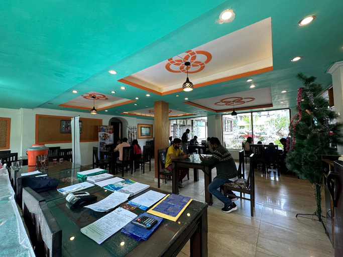 Food & Drinks 4, Hotel Grand Welcome, Kullu