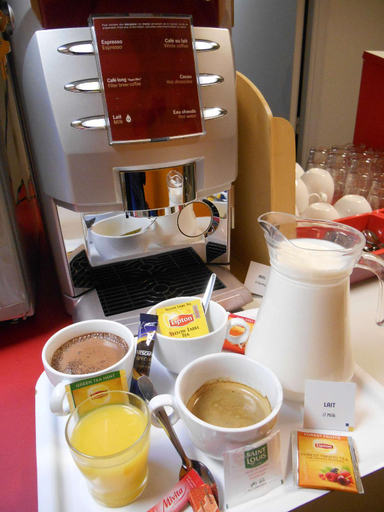 Food & Drinks 5, Premiere Classe Montlucon Saint Victor, Allier