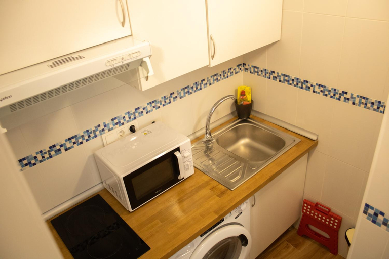 Kitchen 2, Malaguena Salerosa "Apartamento - estudio con terraza" En casa tipica de 1 a 4 dormitorios, Málaga