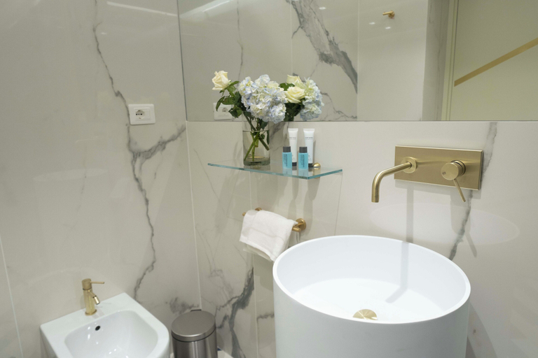 Bathroom 4, Cala Moresca Hotel, Napoli
