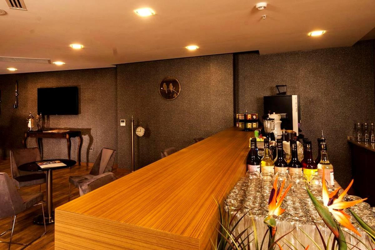 Food & Drinks 5, MAJURA HOTEL BUSINESS, Karşıyaka