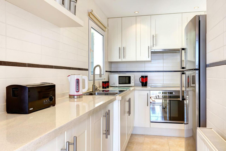 Others 5, 107620- Villa in Cala Porter, Baleares