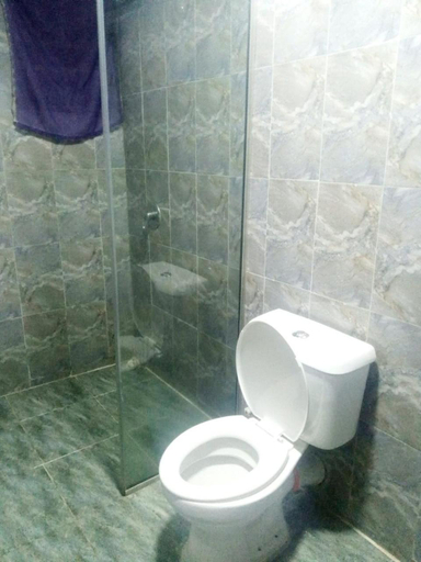 Bathroom 3, StayCation Suites And Apartment, Shomolu